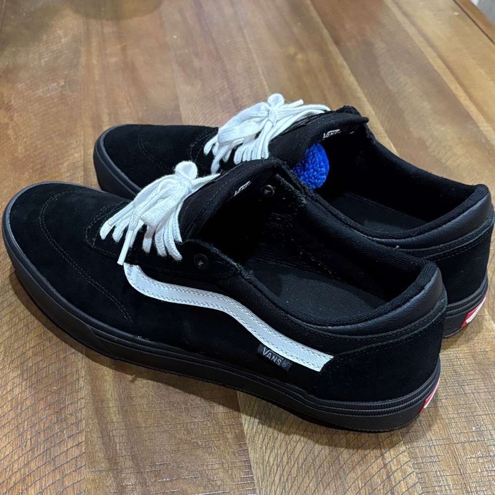 Vans Men's Black and White Sneakers - Picture 6 of 8